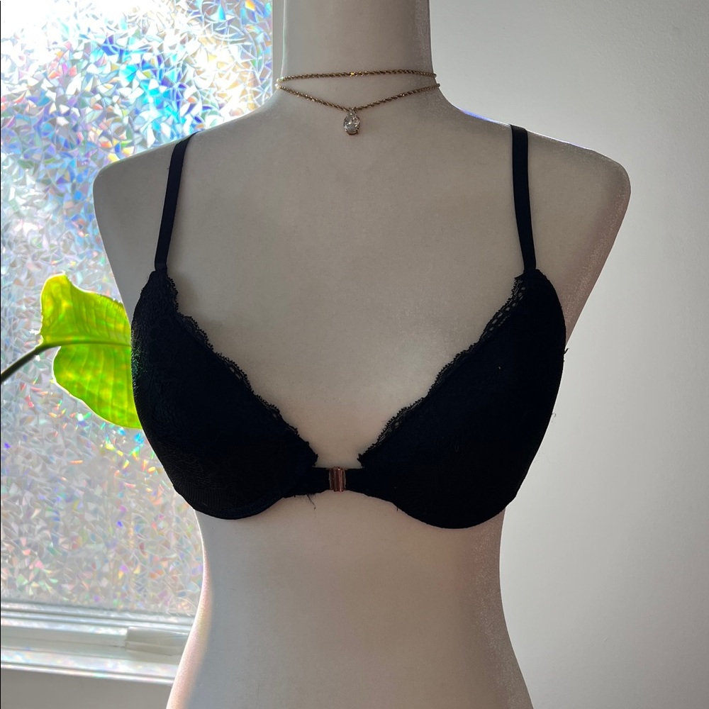 Marilyn Monroe Elegant Black Lace Bra